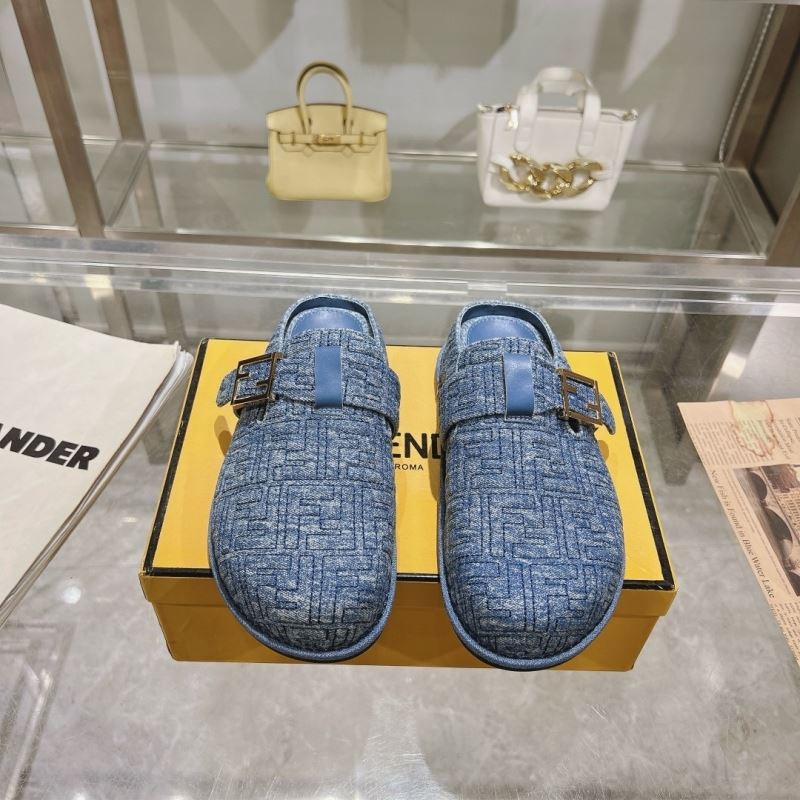F**di slippers